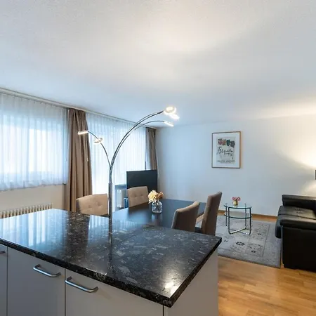 Апартаменты 1br Near And Very - Hoesch 13